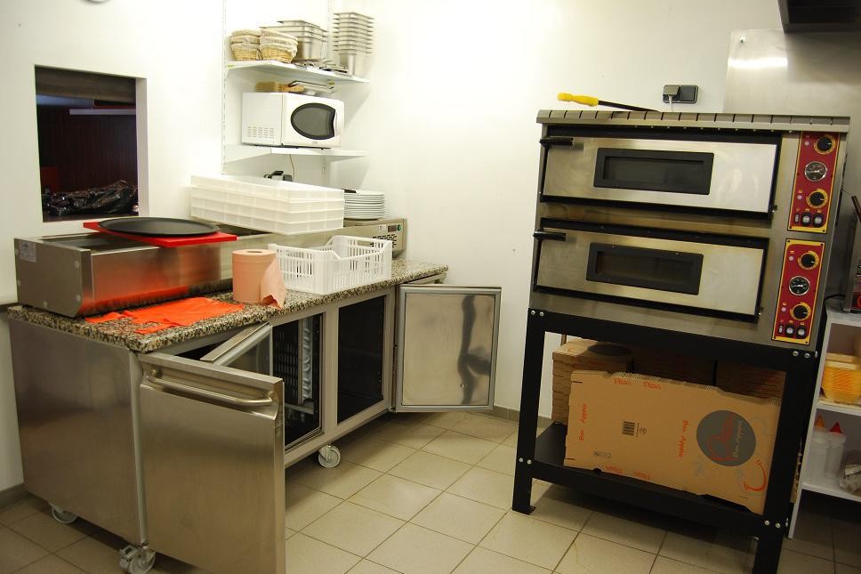 chauvin habitat location local commercial vannes